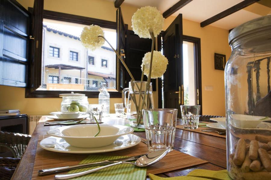 Apartamentos Santillana Del Mar Eksteriør billede
